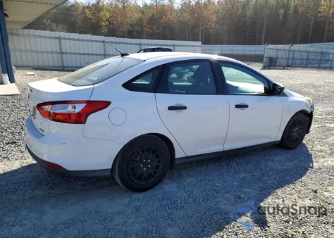 2014 Ford Focus S из США, поврежденный, VIN 1FADP3E23EL282672